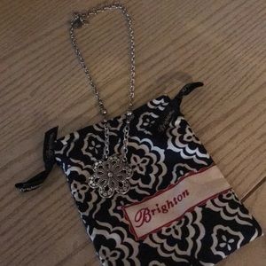 Beautiful 16 inch Brighton necklace 😍